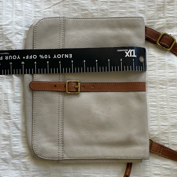 Fossil Leather Crossbody Bag (White & Tan) - Picture 11 of 12